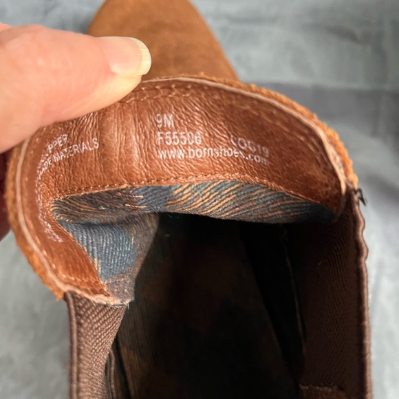 BORN COVE BOOTS SIZE 9 - Picture 3 of 7